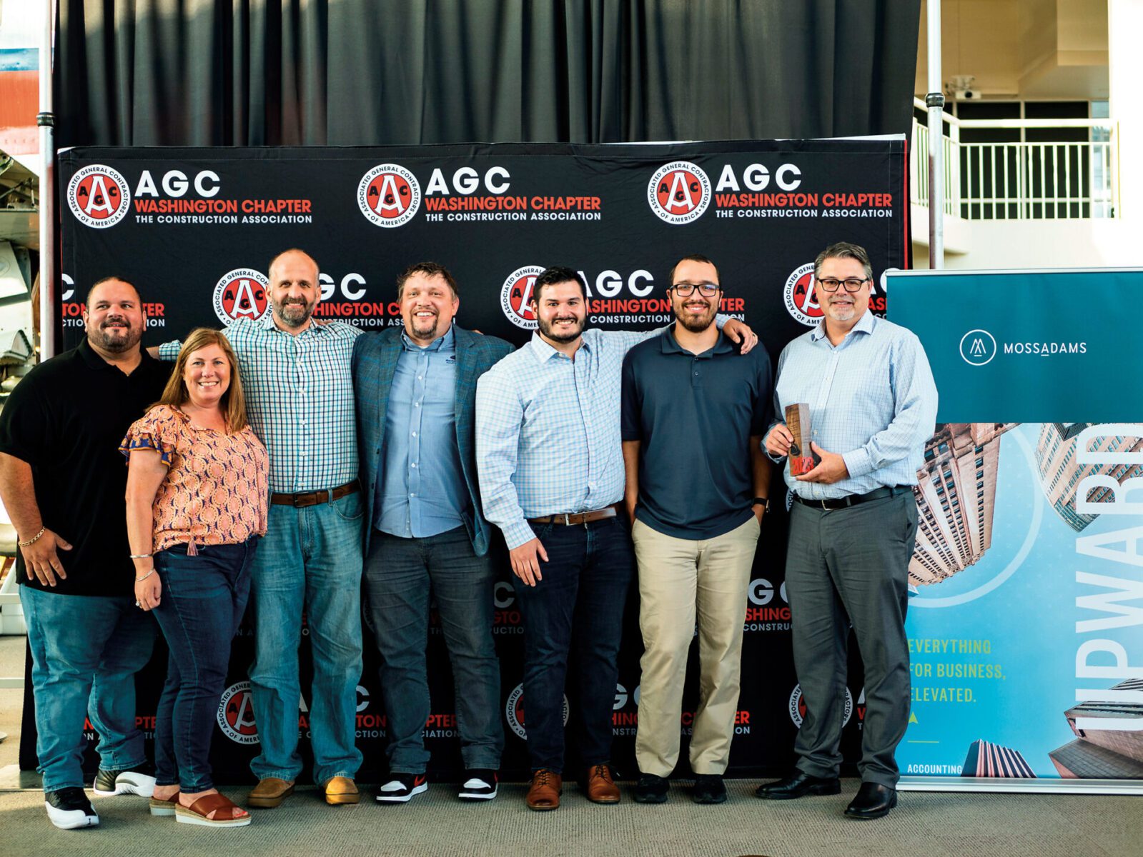 MacDonald-Miller Team receiving AGC Safety Award 